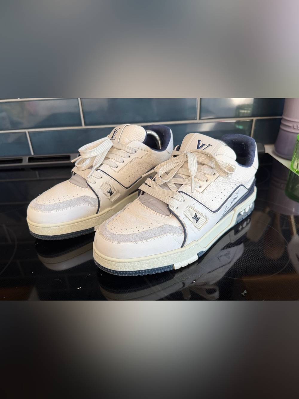 Louis Vuitton White and Navy Signature LV Trainer Sneakers - Men - Picture 2 of 6